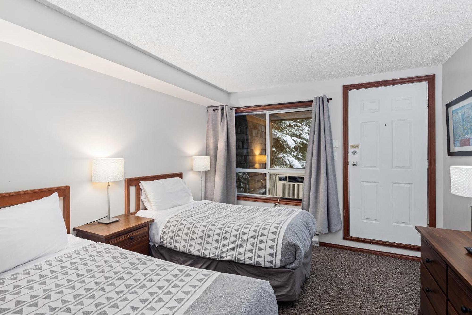 Glaciers Reach By Allseason Vacation Rentals Вістлер Екстер'єр фото
